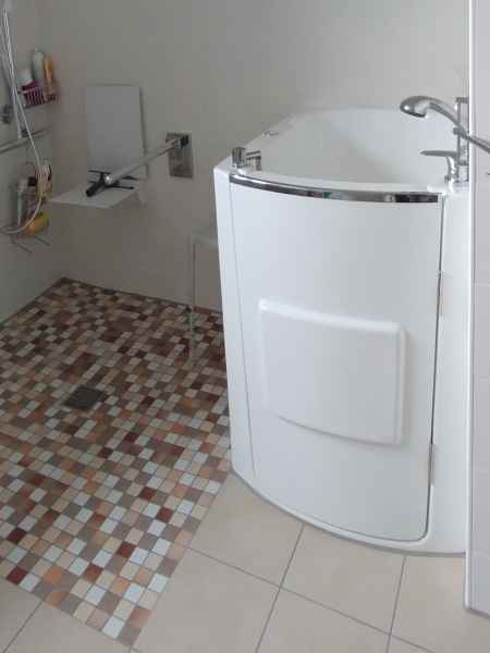 Sitzbadewanne